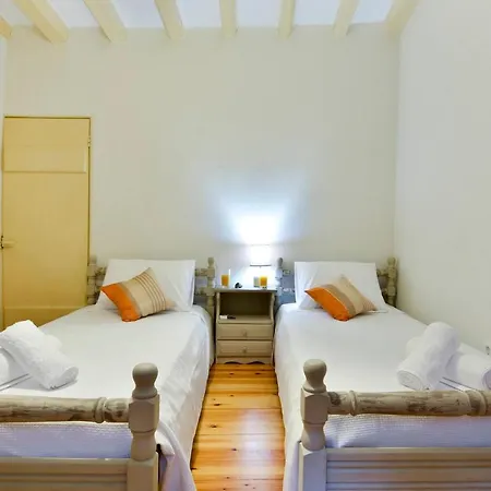 Lonziada Apartment, In The Heart Of The Old Town. Apartment *