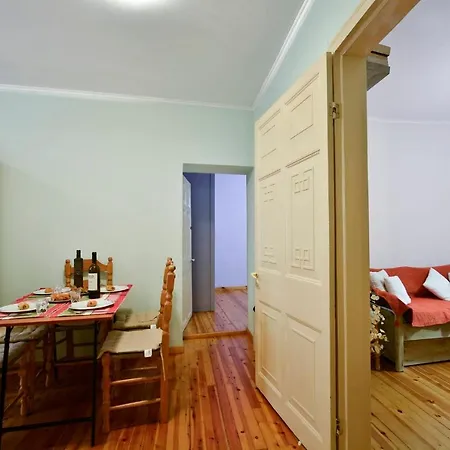 Lonziada Apartment, In The Heart Of The Old Town. Apartment *
